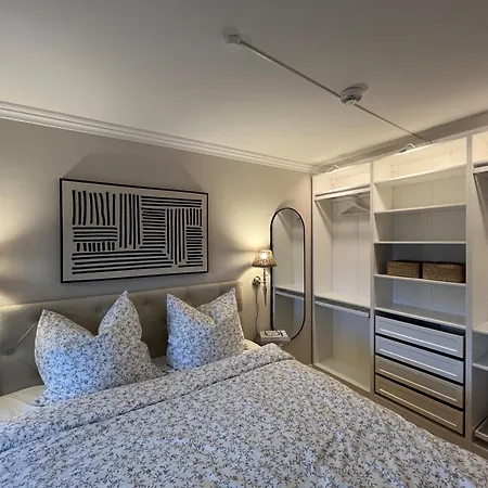 Seeblick 60 Im Hanseat I *