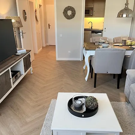 Seeblick 60 Im Hanseat I *